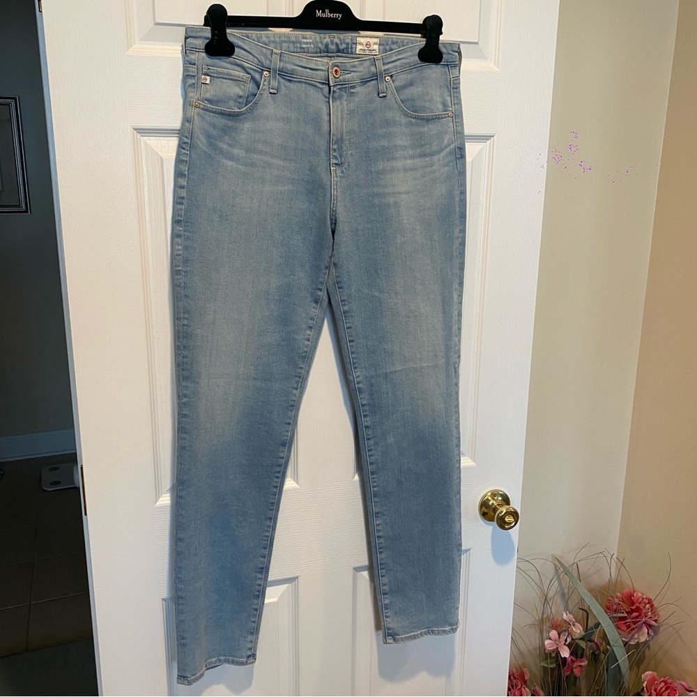 AG Women’s Prima Cigarette Light Blue Jeans Size 32 NWT